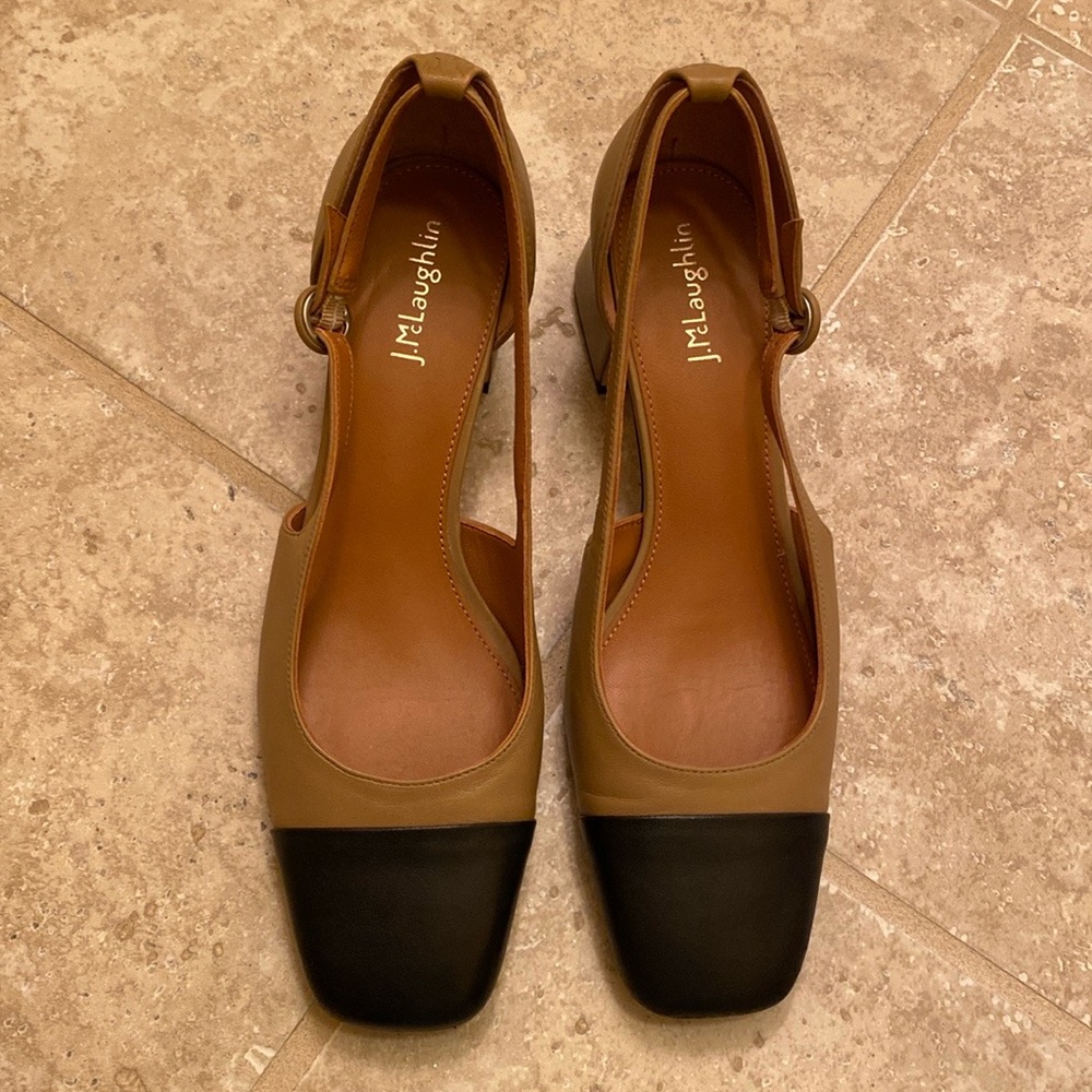 J. McLaughlin buttery soft leather cap toe pumps shoes 8.5 like Chanel beige tan
